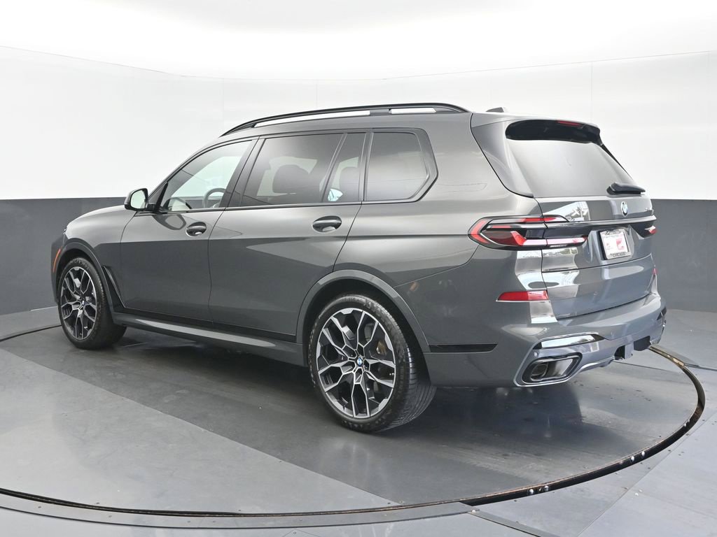 Used 2024 BMW X7 xDrive40i w/ Executive Package AWD/4WD image 5