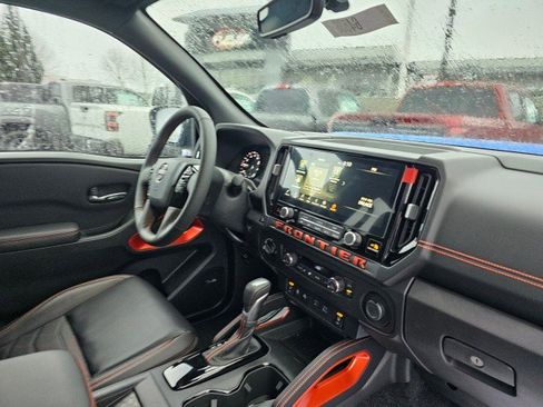 New 2025 Nissan Frontier PRO-4X w/ Pro Premium Package image 14
