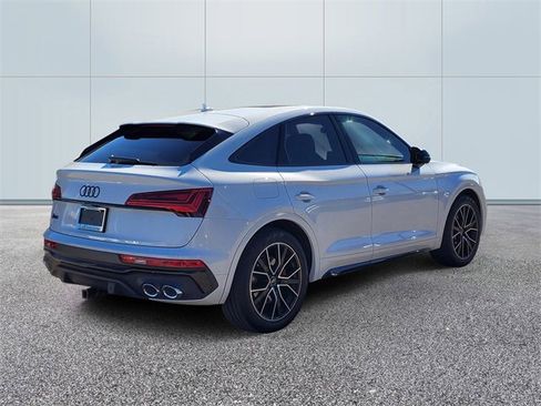 Used 2024 Audi SQ5 Premium Plus w/ S Sport Package image 4