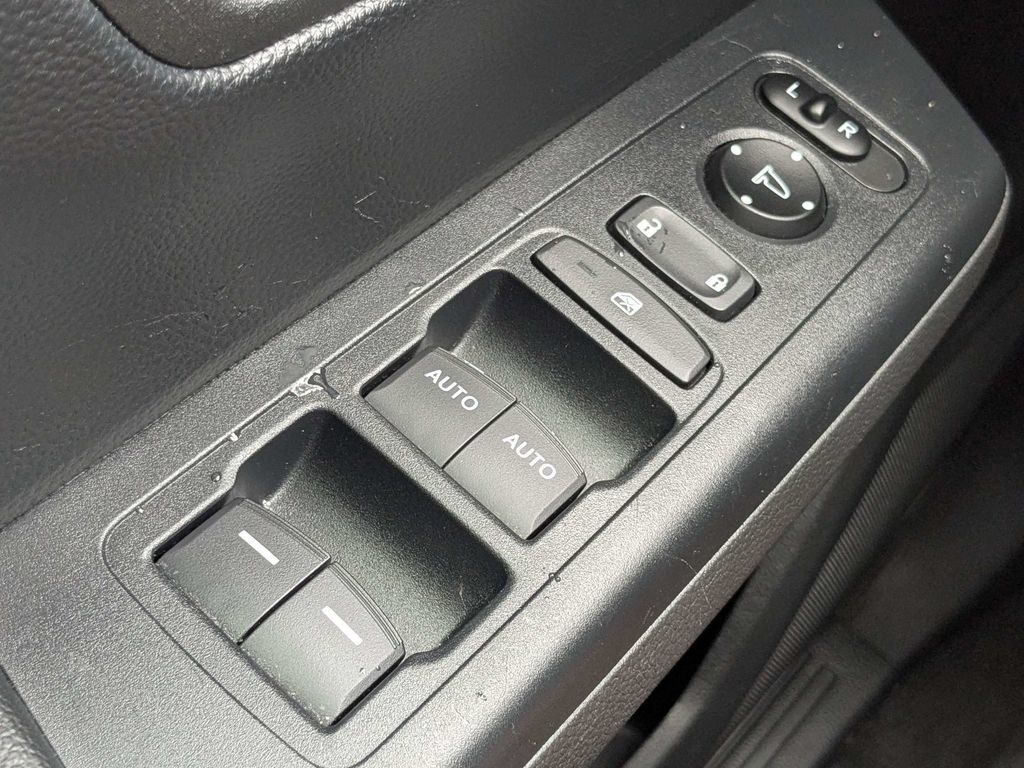 Used 2023 Honda CR-V Sport image 23