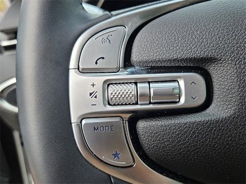 Used 2025 Genesis GV70 2.5T w/ Advanced Package image 27