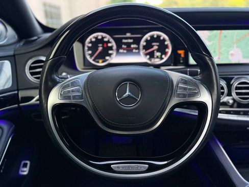 Used 2016 Mercedes-Benz Maybach S 600 image 24