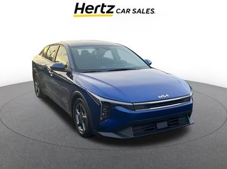 Used 2025 Kia K4 LXS video 1