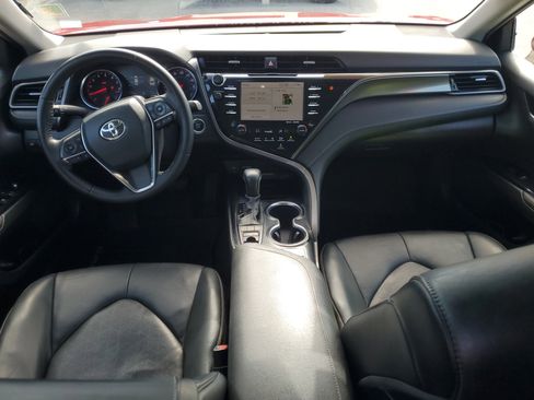 Used 2020 Toyota Camry XSE image 14