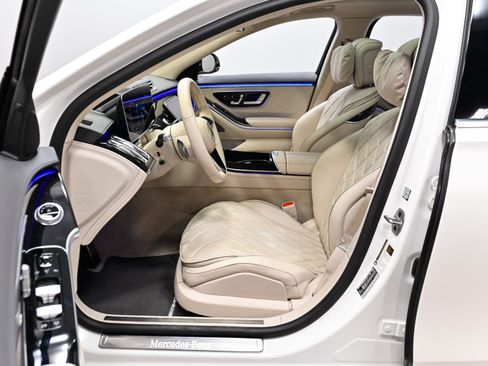 Used 2023 Mercedes-Benz S 580 4MATIC Sedan w/ AMG Line image 20