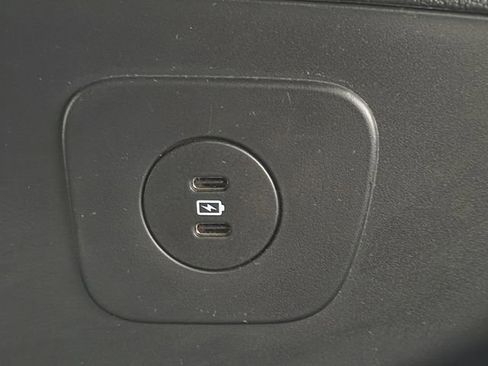 Certified 2025 Ford Explorer ST-Line image 48