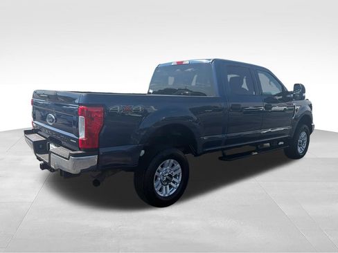 Used 2019 Ford F250 XLT AWD/4WD image 5