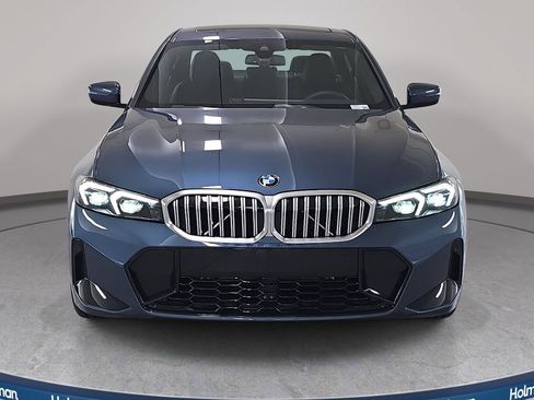 New 2026 BMW 330i Sedan w/ M Sport Package RWD image 2