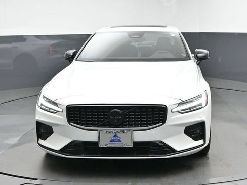 Used 2023 Volvo S60 B5 Plus w/ Climate Package AWD/4WD image 3