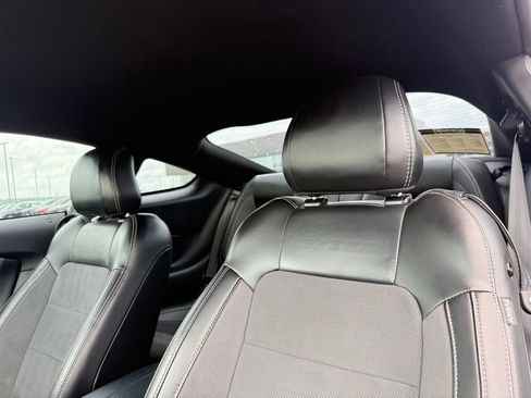 Used 2020 Ford Mustang Shelby GT350 w/ Technology Package RWD image 24