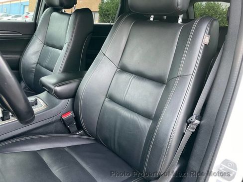 Used 2015 Jeep Grand Cherokee Limited AWD/4WD image 16