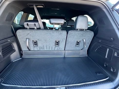 New 2026 GMC Acadia Elevation w/ Elevation Premium Package FWD image 6