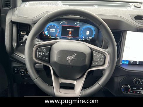 New 2025 Ford Bronco Badlands AWD/4WD image 18