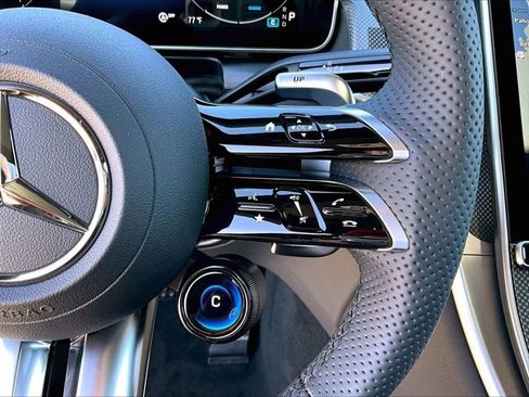 New 2026 Mercedes-Benz GLC 43 AMG 4MATIC image 19