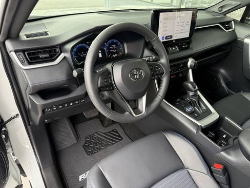 Used 2024 Toyota RAV4 XSE w/ Advanced Technology Package AWD/4WD image 14