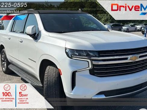 Used 2023 Chevrolet Suburban LT w/ LT Signature Plus Package AWD/4WD image 1