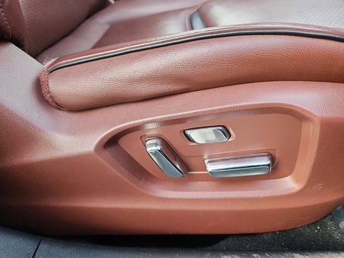 Used 2018 MAZDA CX-9 Signature image 36