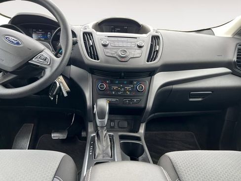 Used 2018 Ford Escape SE FWD image 9