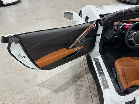 Used 2016 Chevrolet Corvette Z06 w/ 3LZ Preferred Equipment Group RWD image 15