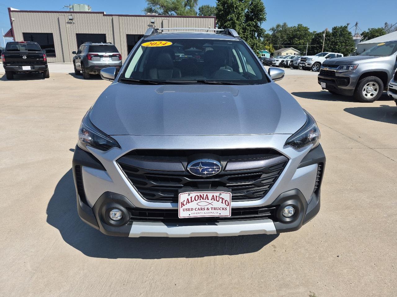 Used 2024 Subaru Outback Touring XT AWD/4WD image 3