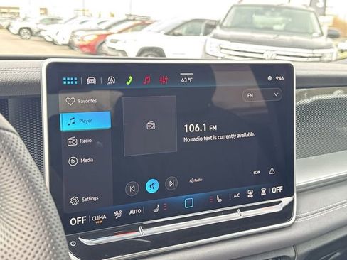 New 2026 Volkswagen Tiguan SE R-Line FWD image 18