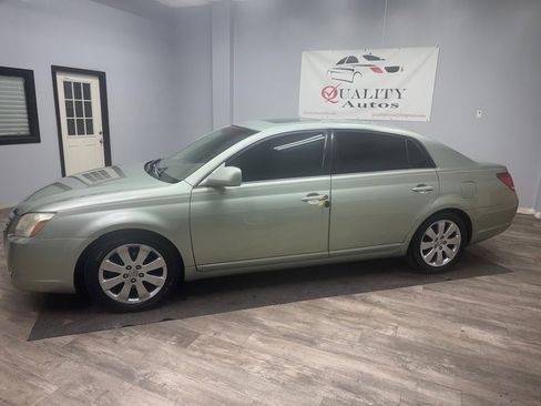 Used 2007 Toyota Avalon XL FWD image 3