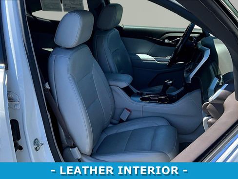 Used 2019 GMC Acadia SLT FWD image 30