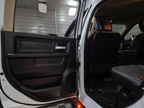 Used 2019 RAM 2500 Tradesman image 33
