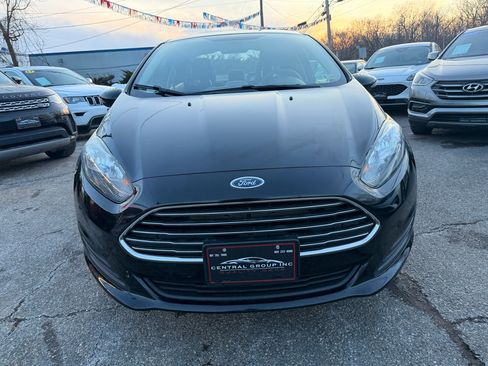 Used 2019 Ford Fiesta SE w/ Cold Weather Package image 11