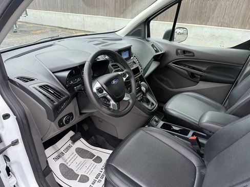 Used 2021 Ford Transit Connect XL image 27