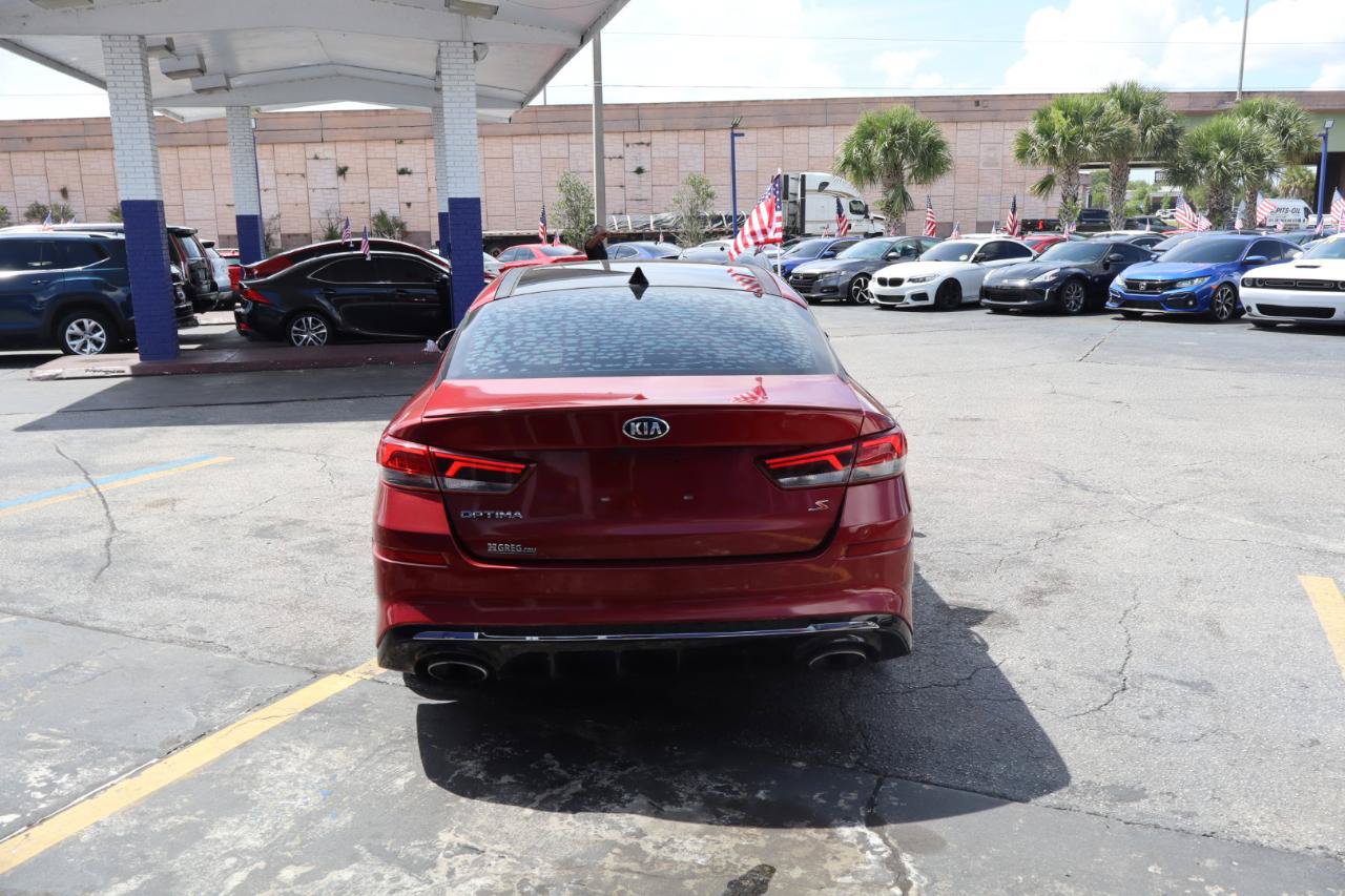 Used 2019 Kia Optima S w/ S Panoramic Sunroof Package FWD image 4