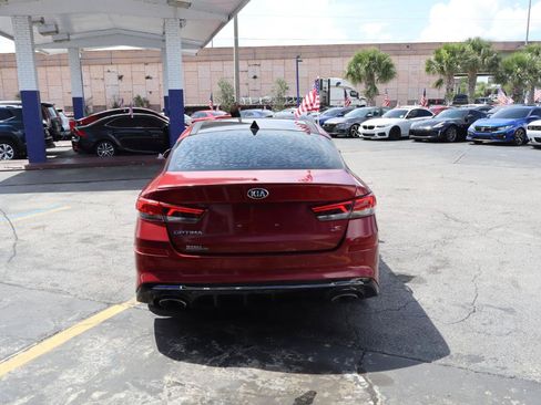 Used 2019 Kia Optima S w/ S Panoramic Sunroof Package FWD image 4