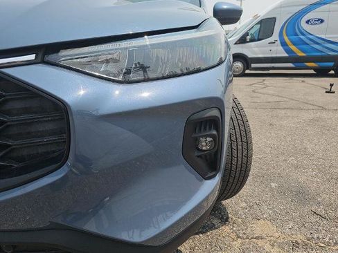 Certified 2025 Ford Escape ST-Line Select AWD/4WD image 31