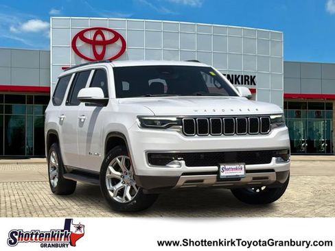 Used 2022 Jeep Wagoneer Series II w/ Rear Seat Video Group 1 AWD/4WD image 1