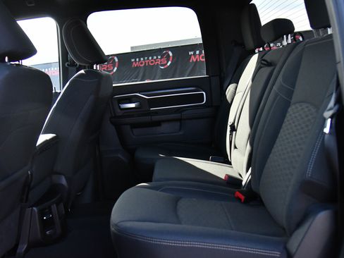 Used 2025 RAM 2500 Big Horn image 36