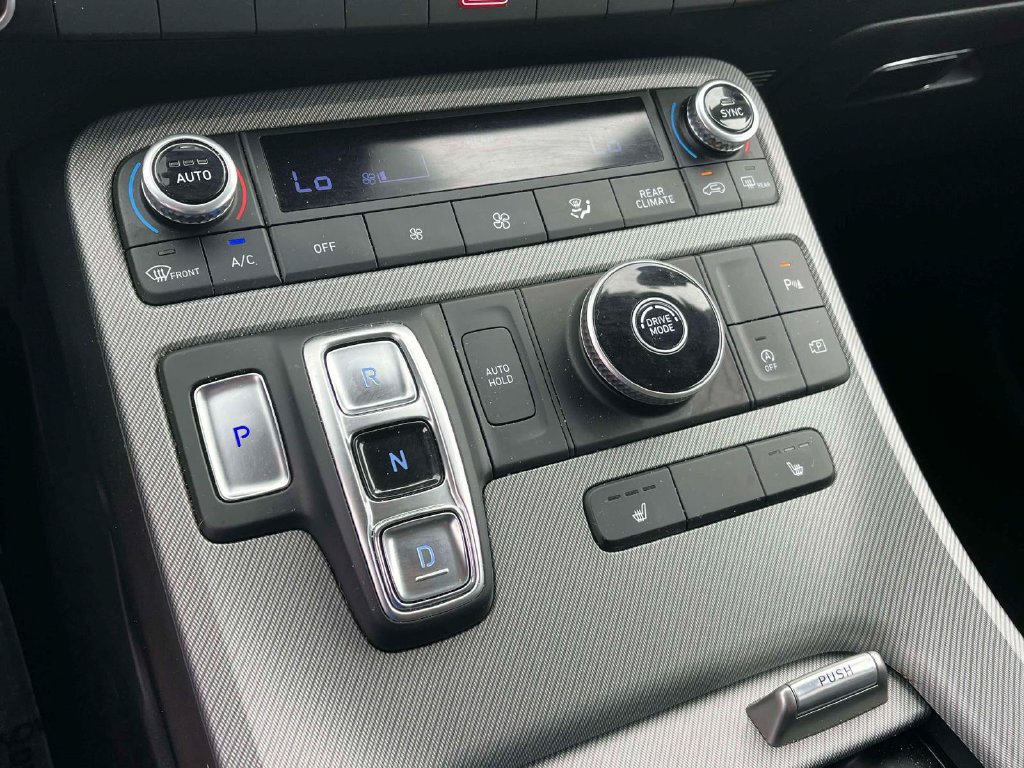 Used 2025 Hyundai Palisade SEL FWD image 22
