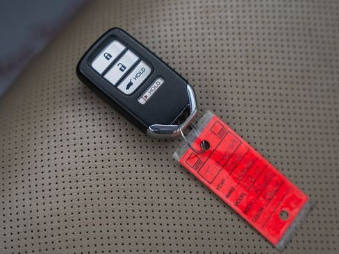 Used 2016 Honda CR-V Touring image 47