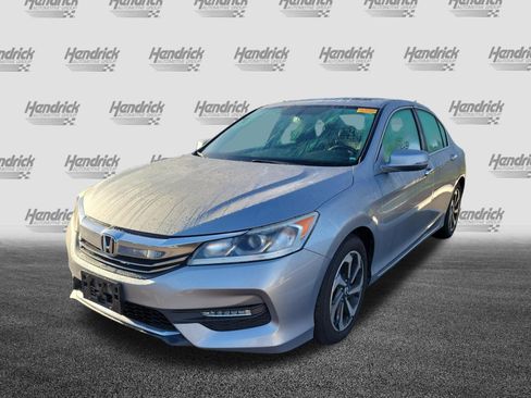 Used 2017 Honda Accord EX-L image 4