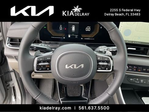 New 2026 Kia Carnival EX FWD image 29