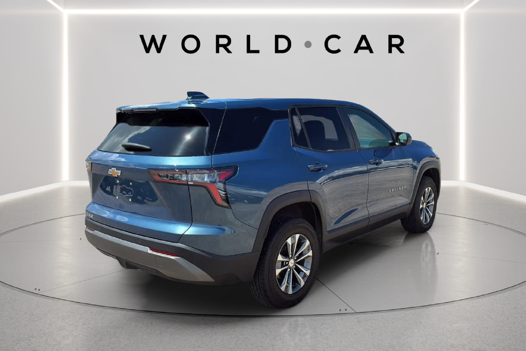 Used 2026 Chevrolet Equinox LT FWD image 6