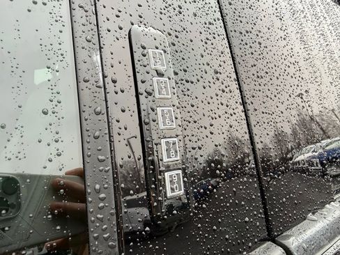 Used 2021 Ford F250 Lariat w/ Lariat Ultimate Package image 14