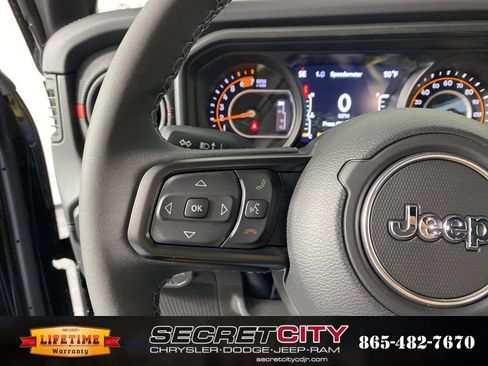 New 2026 Jeep Wrangler Unlimited Rubicon w/ Steel Bumper Group image 15