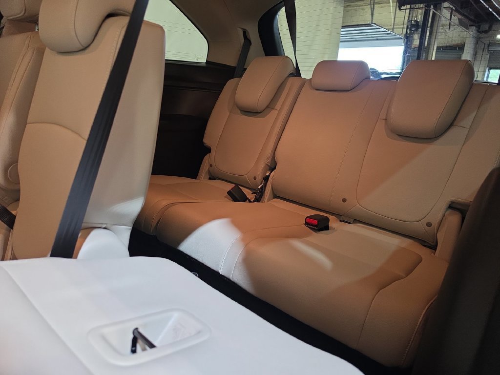 Certified 2026 Honda Odyssey EX-L image 25