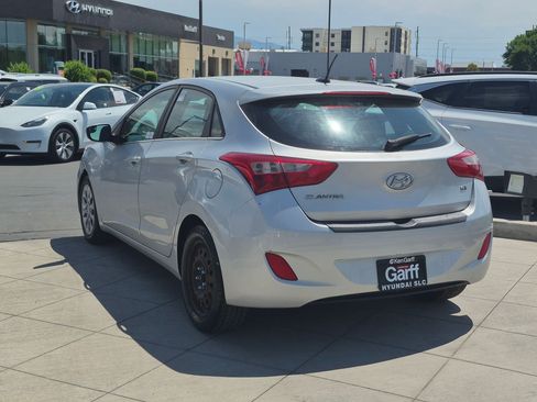 Used 2016 Hyundai Elantra GT FWD image 7