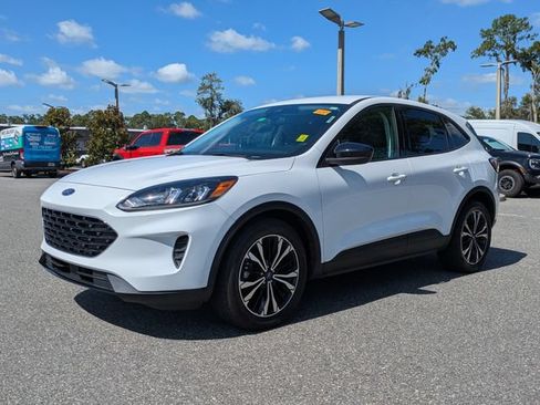 Used 2022 Ford Escape SE w/ SE Sport Appearance Package FWD image 7