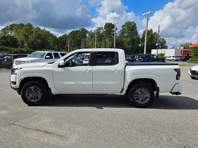New 2026 Nissan Frontier SV w/ Tow Package