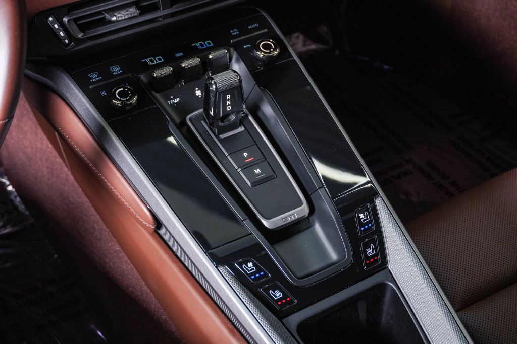 Certified 2024 Porsche 911 Carrera 4S AWD/4WD image 27