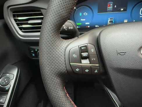New 2026 Ford Escape ST-Line Select w/ Tech Pack #2 AWD/4WD image 18