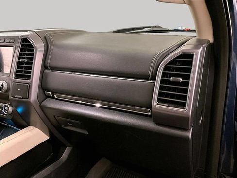 Used 2019 Ford Expedition Max Platinum AWD/4WD image 16