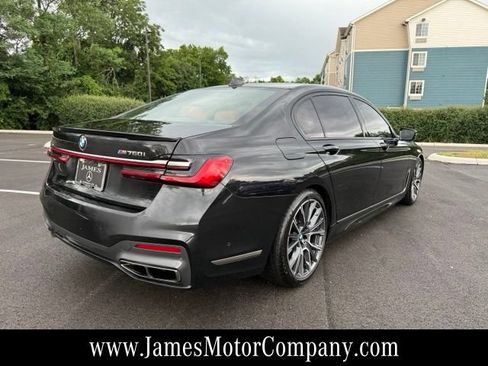 Used 2022 BMW M760i xDrive w/ Luxury Rear Seating Package AWD/4WD image 5